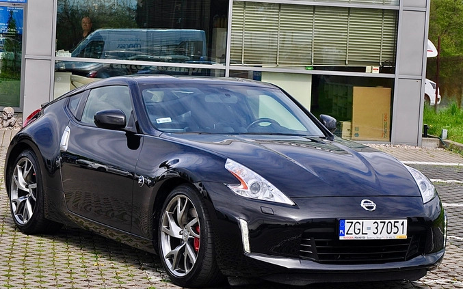 Nissan 370 Z cena 99900 przebieg: 35000, rok produkcji 2013 z Sejny małe 277